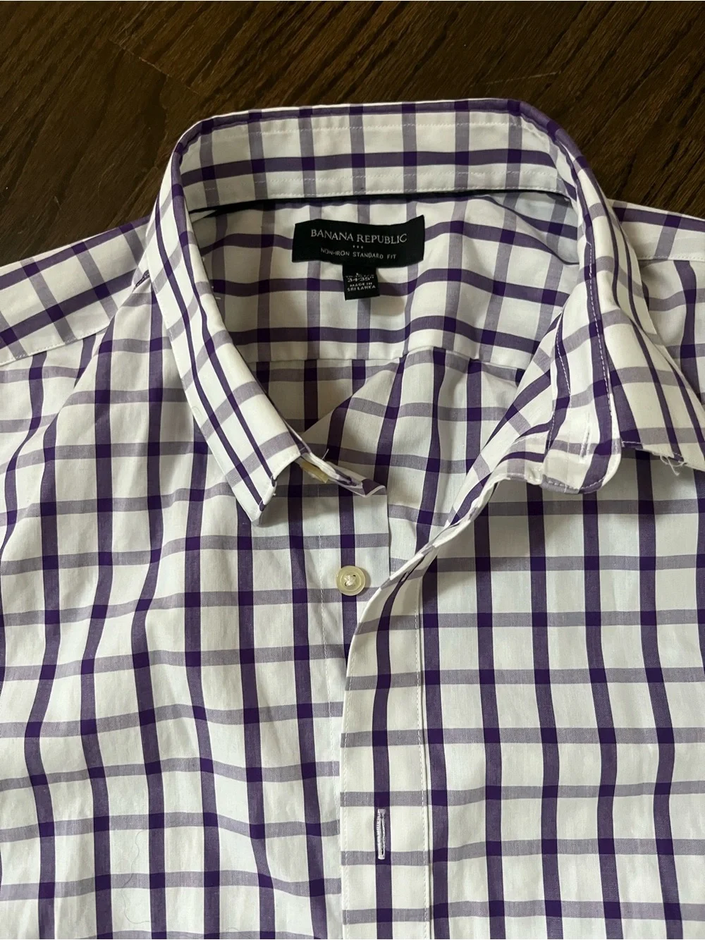 Banana Republic Men’s White and Purple Check Dress Shirt sz large EUC